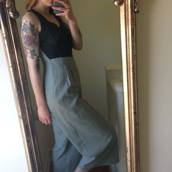 Black And White Jumpsuit - Picture 4 of 5